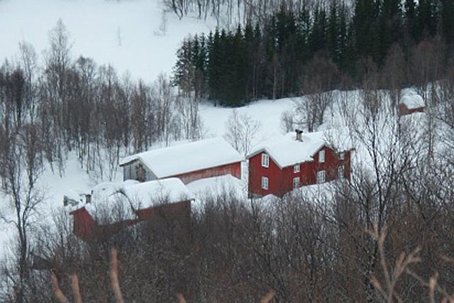 Klikk her for å se flere bilder i Galleriet Larshusene