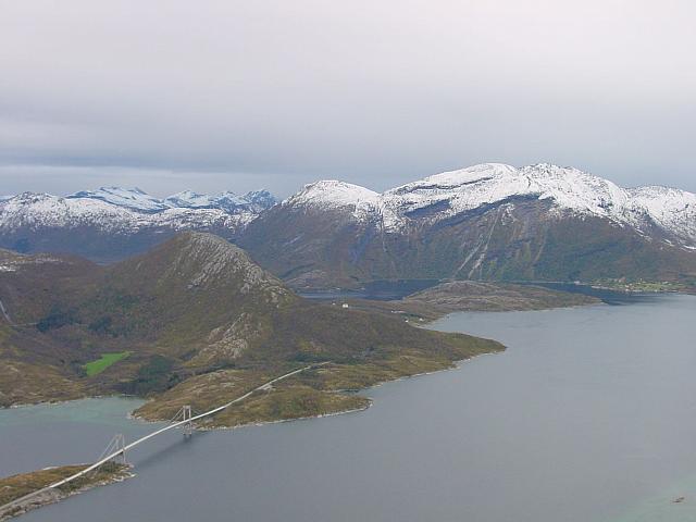 Kjøpstadnakken, Framnesodden og Grytviktinden fra Skålsvikhaugen