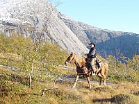 JanArneCowboyMotBærrfjellet.jpg