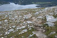 Stien fra Fjellvika og Storadalen