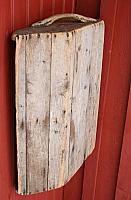 Vedtråg med skrå front